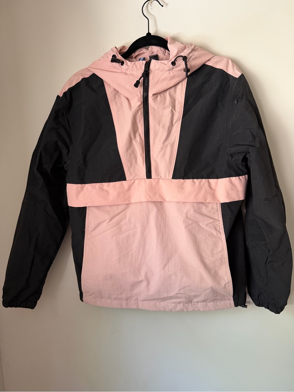 H&M Divided Women’s XS Pink Black Hooded Anorak Windbreaker Jacket Coat